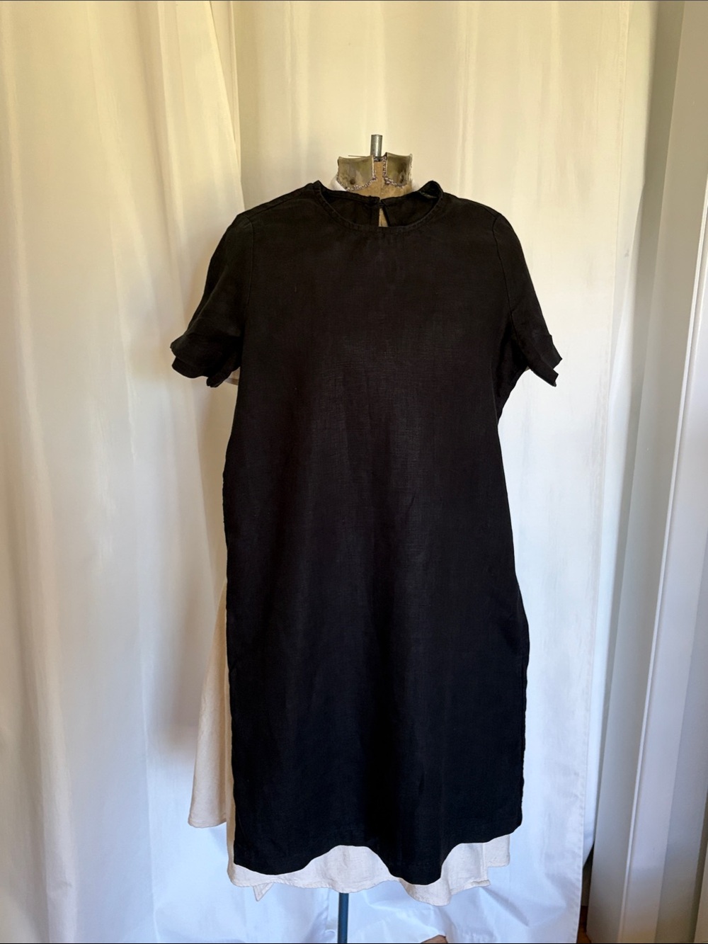 J. Crew black 100% linen sheath dress short sleeves button keyhole XXS midi
